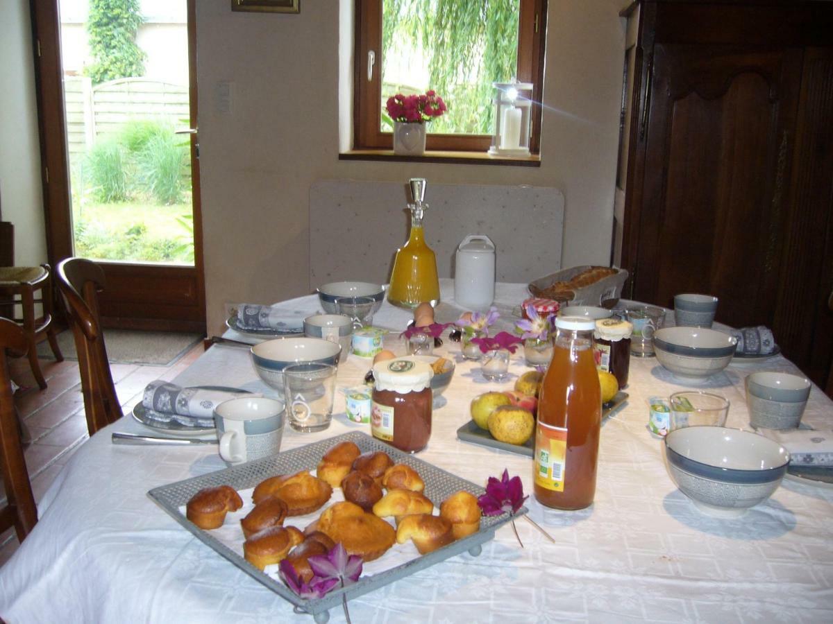 Les Clematites Bed and Breakfast Sucé Εξωτερικό φωτογραφία