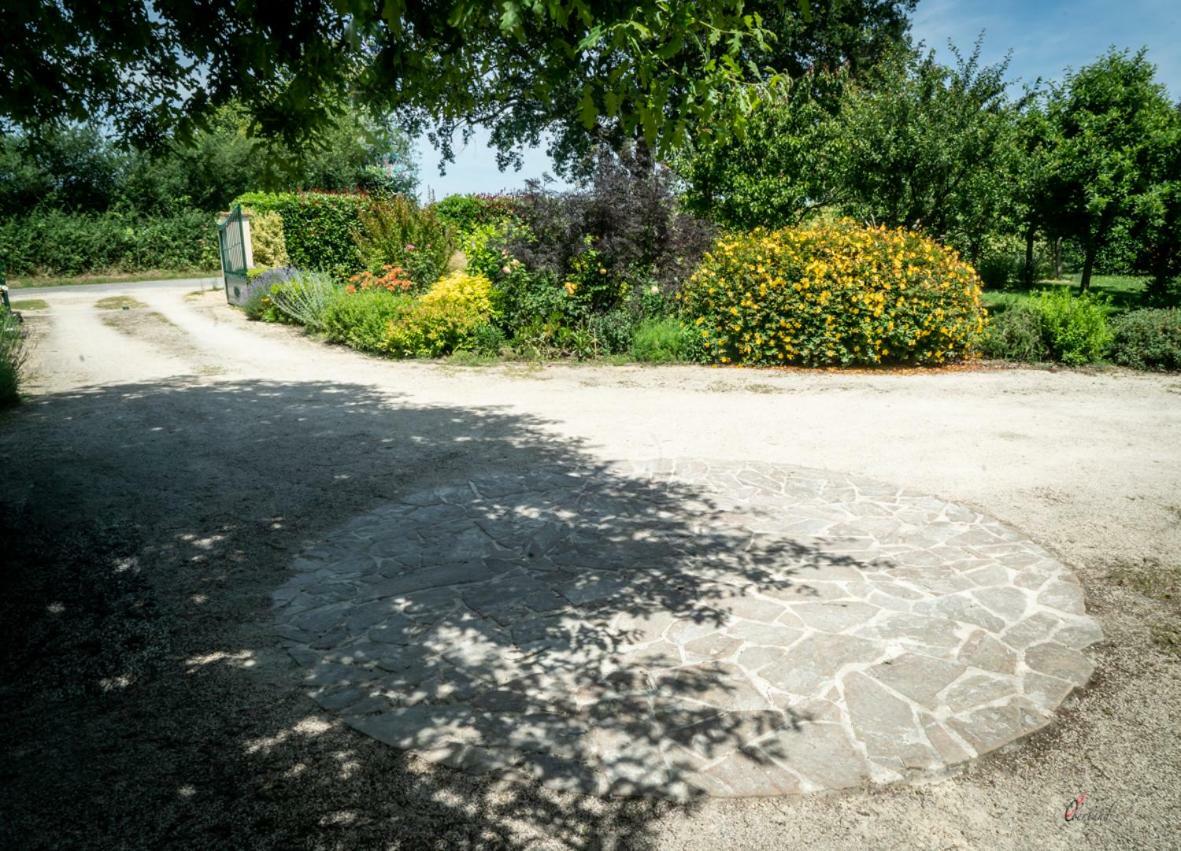 Les Clematites Bed and Breakfast Sucé Εξωτερικό φωτογραφία
